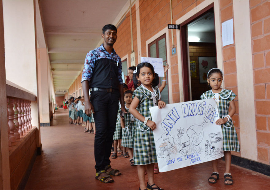 Benhill English School anti drugs day