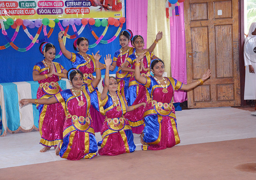 Benhill english school club inaguration image-11