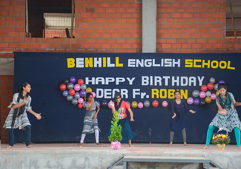 christmas-2019-benhill school