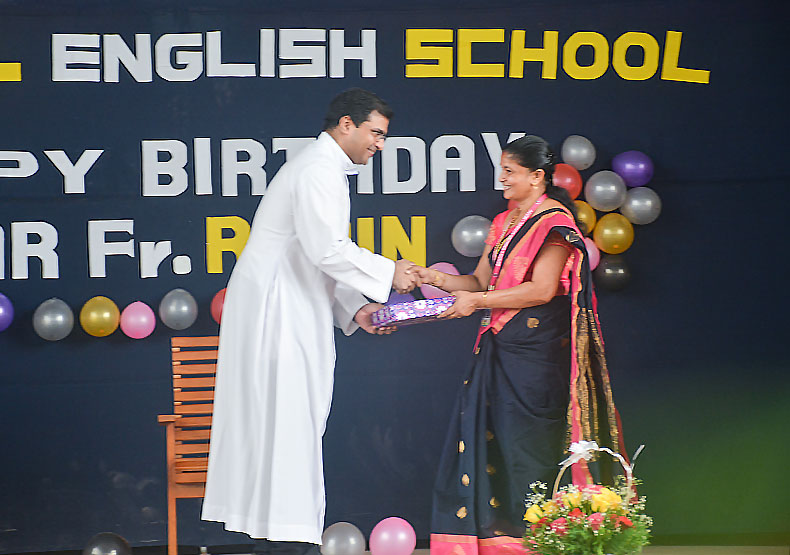 christmas-2019-benhill school