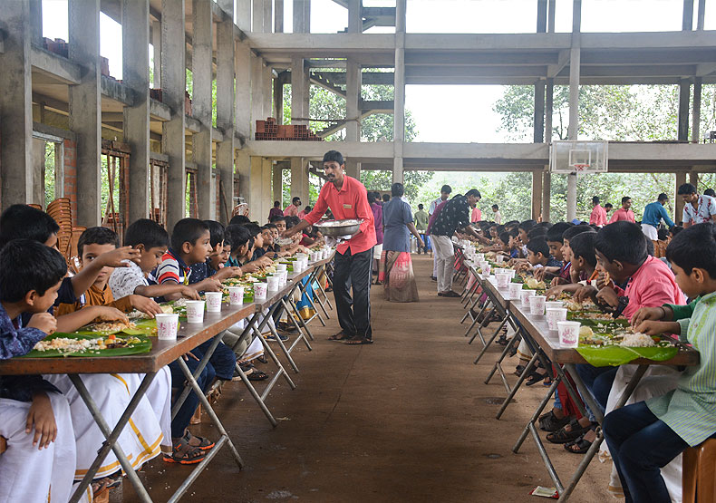 onam-2019-benhill-school image-1