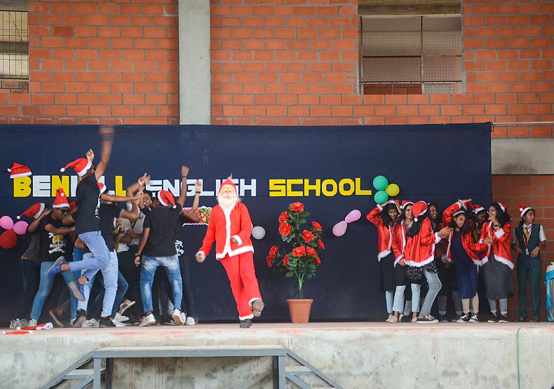christmas-2019-benhill school